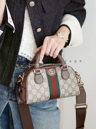 Gucci保齡球枕頭包3