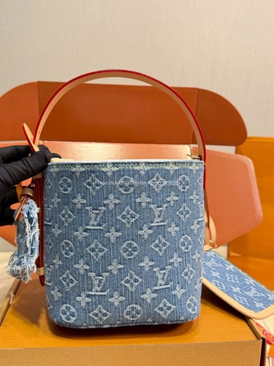 LV all in bb 水桶包1
