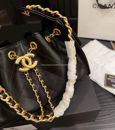 小香hobo mini抽繩水桶包13