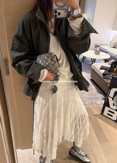 蕾絲拼接不規則長裙3