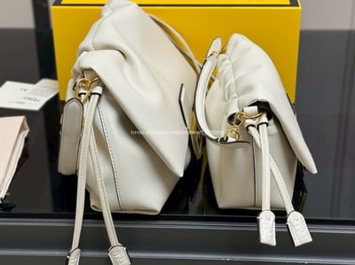 Fendi 大胖水餃包13