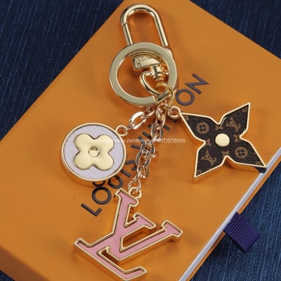 LV鑰匙扣3