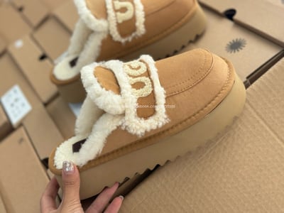 UGG厚底鞋10