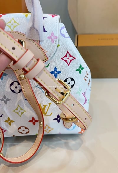 LV白3彩後背包14