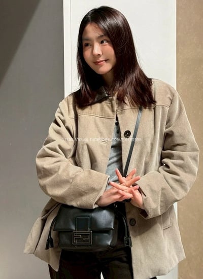 Fendi 大胖水餃包6