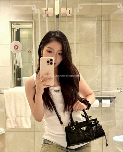 prada soft小購物包 5
