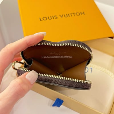 LV 愛心零錢包8