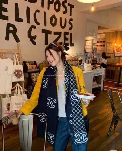 小香菱格紋羊絨圍巾7