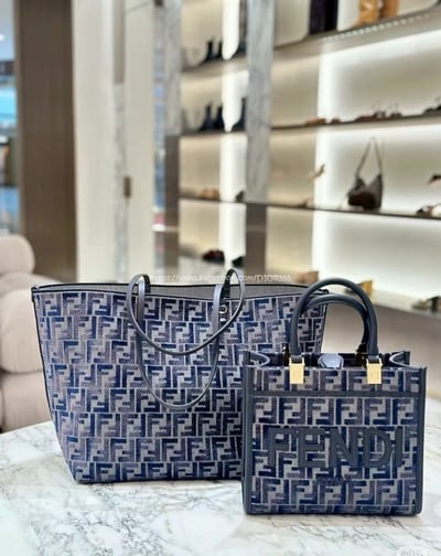 FENDI絲絨托特包9