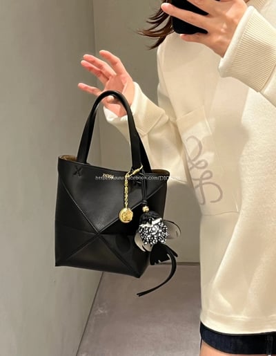 Loewe Puzzle Fold Tote9