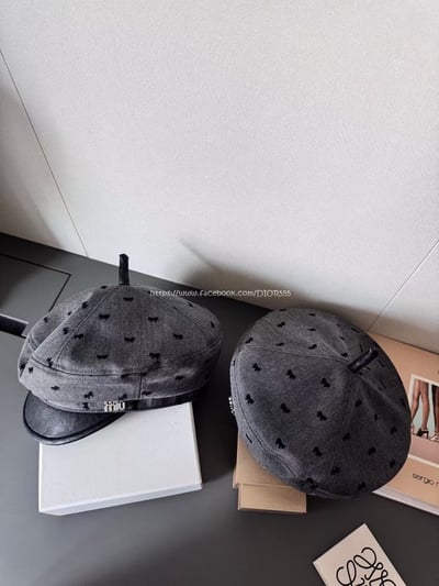 miumiu圓點蓓蕾帽/報童帽3