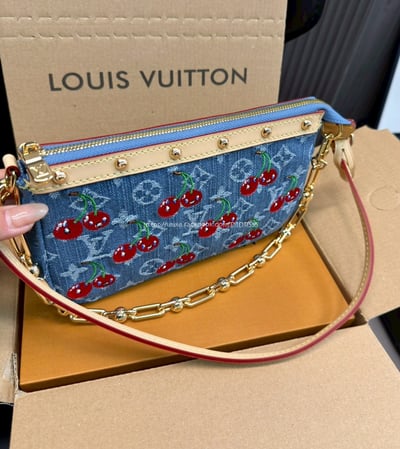 LV櫻桃牛仔麻將包6