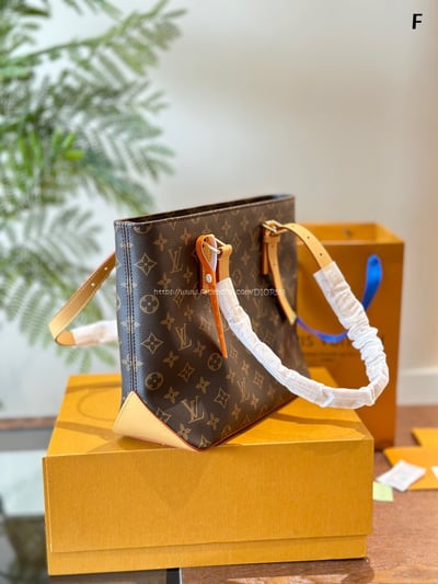 LV Piano托特包 8