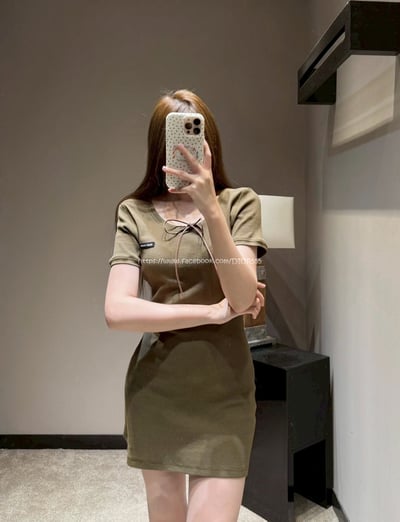 MIUMIU橄欖綠連身裙1