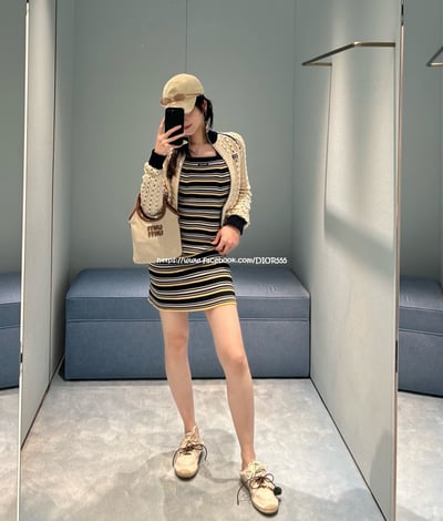 miumiu鏤空鈎花外套4