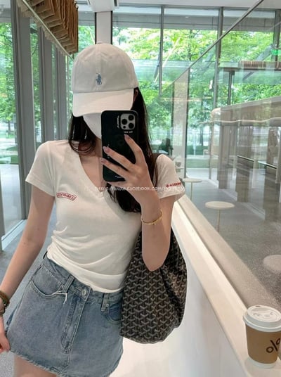 克羅心V領透視8