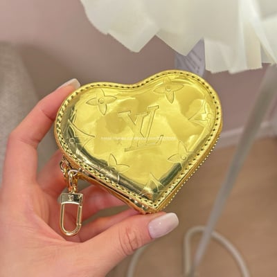 LV 愛心零錢包4