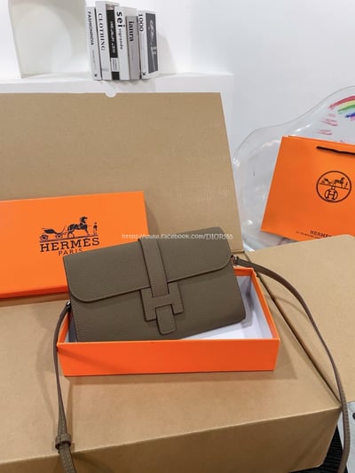 愛馬仕經典手拿包6