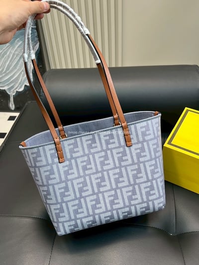 Fendi 菜籃子 tote包4