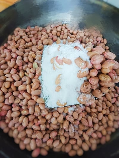 鹽炒紅皮花生  嚴選北港新鮮花生 (手工鹽炒、無添加腐劑、無化學香料、無油,純天然食材)2