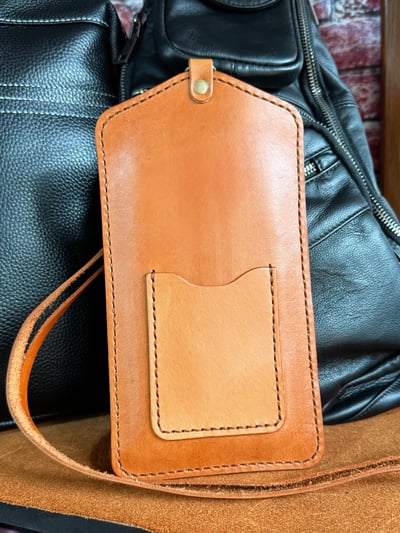 時尚手機皮套-附牛皮頸掛背帶2