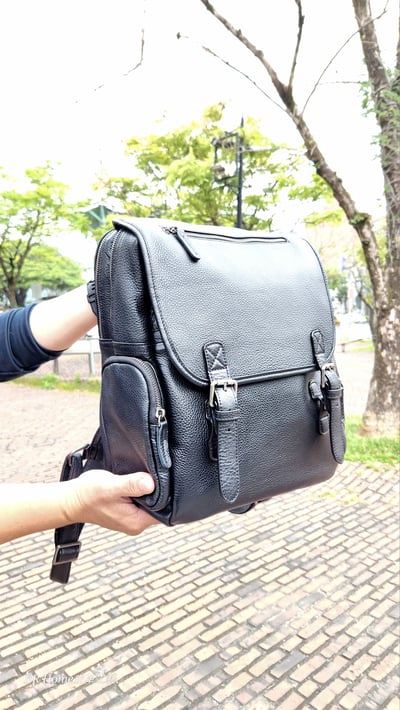 旅行後背包--可放入15.6吋電腦(有影片)2