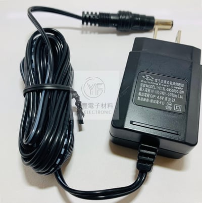 DC4.5V/2A電源穩壓器 (安規認證)      MD4.5V-2A1