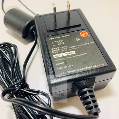 DC18V/ 1A 電源穩壓器      1