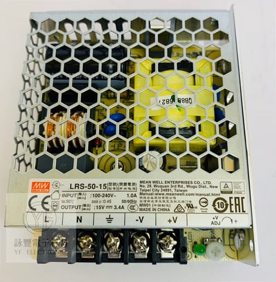 15V/50W/3.4 A 交換式電源供應器    1