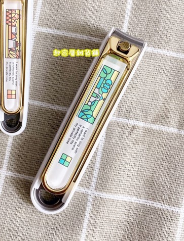 日本貝印KAI－金邊鄉村風彩繪指甲刀（S彎口／M彎口）7