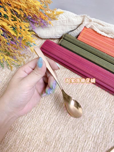 王樣－法國鍍鈦餐匙（大／中／小）9