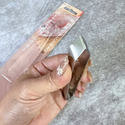 日本貝印KAI－斜口魚骨夾8