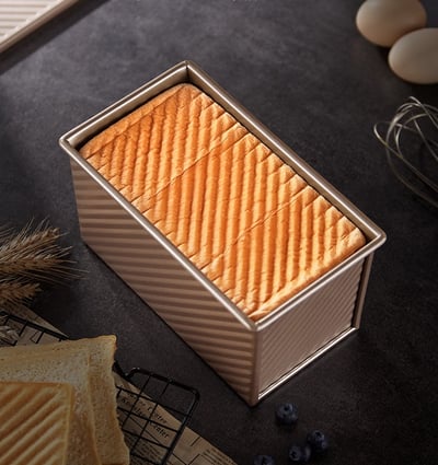 學廚Chefmade－香檳金波紋滑蓋不沾吐司模（450g）3