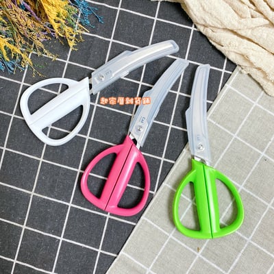 日本貝印KAI－可拆式曲線廚房剪刀附蓋14