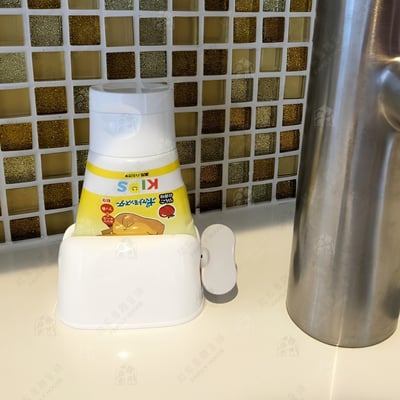 日本IP System－站立式擠牙膏器9