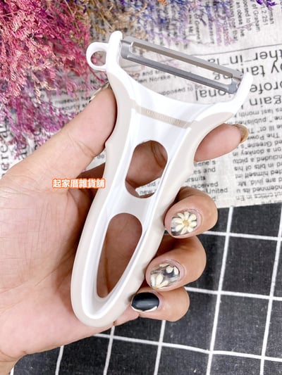 日本貝印KAI－防滑刮皮器4