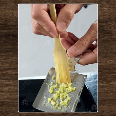 日本貝印KAI－不鏽鋼磨泥器6