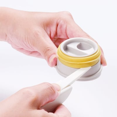 日本MARNA－三合一多功能瓶蓋清潔刷3