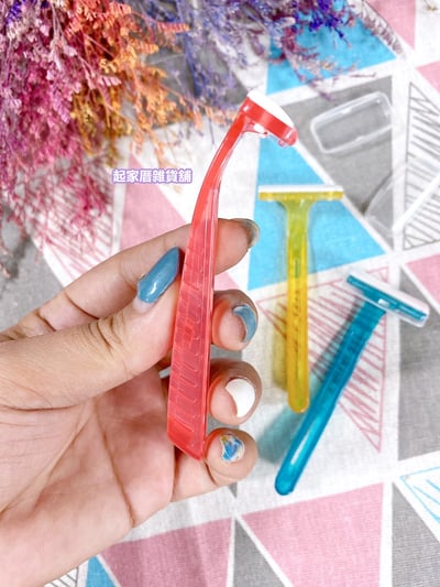 日本貝印KAI－CAN 果凍色美體刀（3入）4