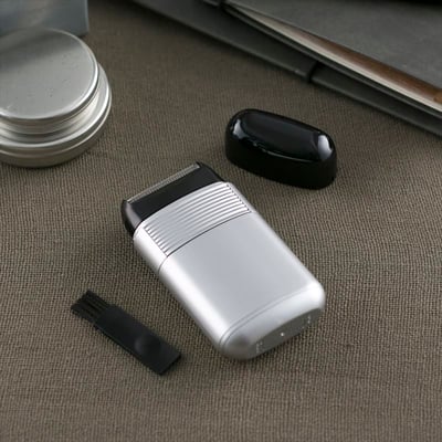 日本貝印KAI－可水洗電動刮鬍刀3