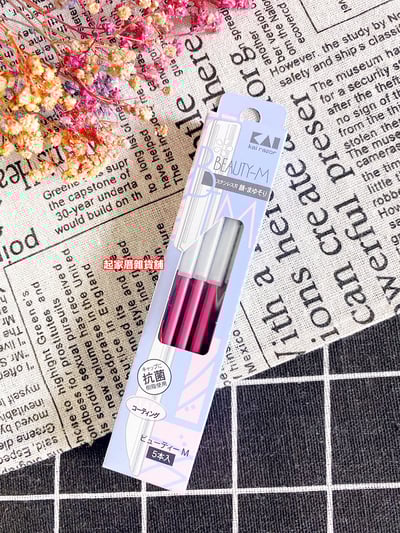 日本KAI貝印－紅色鐵柄修眉刀（不安全／專業用）6