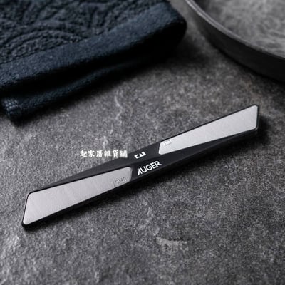 日本貝印KAI－AUGER 雙面立體指甲銼刀3