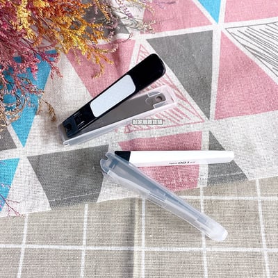 日本貝印KAI－type001 平口指甲刀（M黑／M白）2