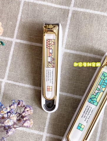 日本貝印KAI－金邊鄉村風彩繪指甲刀（S彎口／M彎口）6