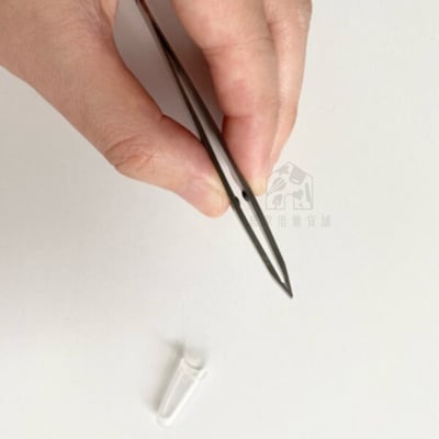 日本貝印KAI－不鏽鋼眉夾5