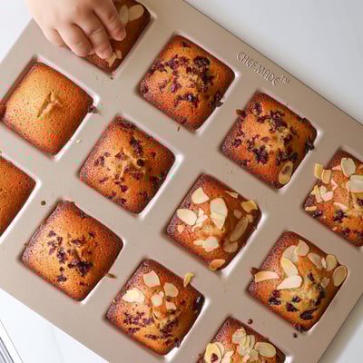 學廚Chefmade－香檳金12連正方型費南雪蛋糕模1