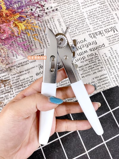 日本貝印KAI－旋轉開罐器8