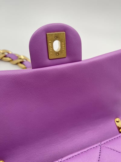 Chanel書包釦掀蓋短鍊包（紫）12