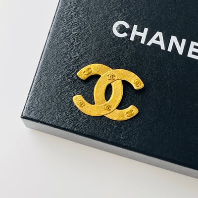 Chanel 7C胸針1