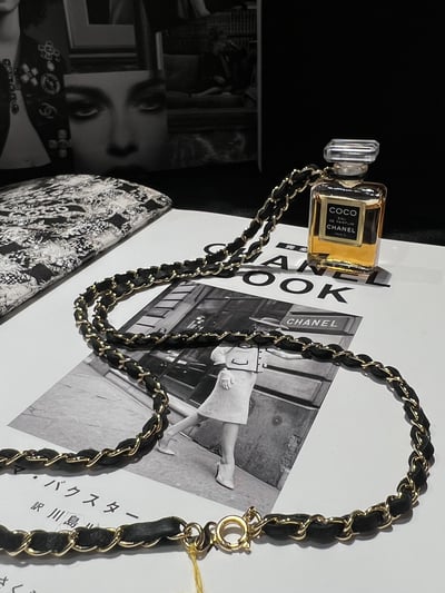Chanel香水瓶皮穿鍊3
